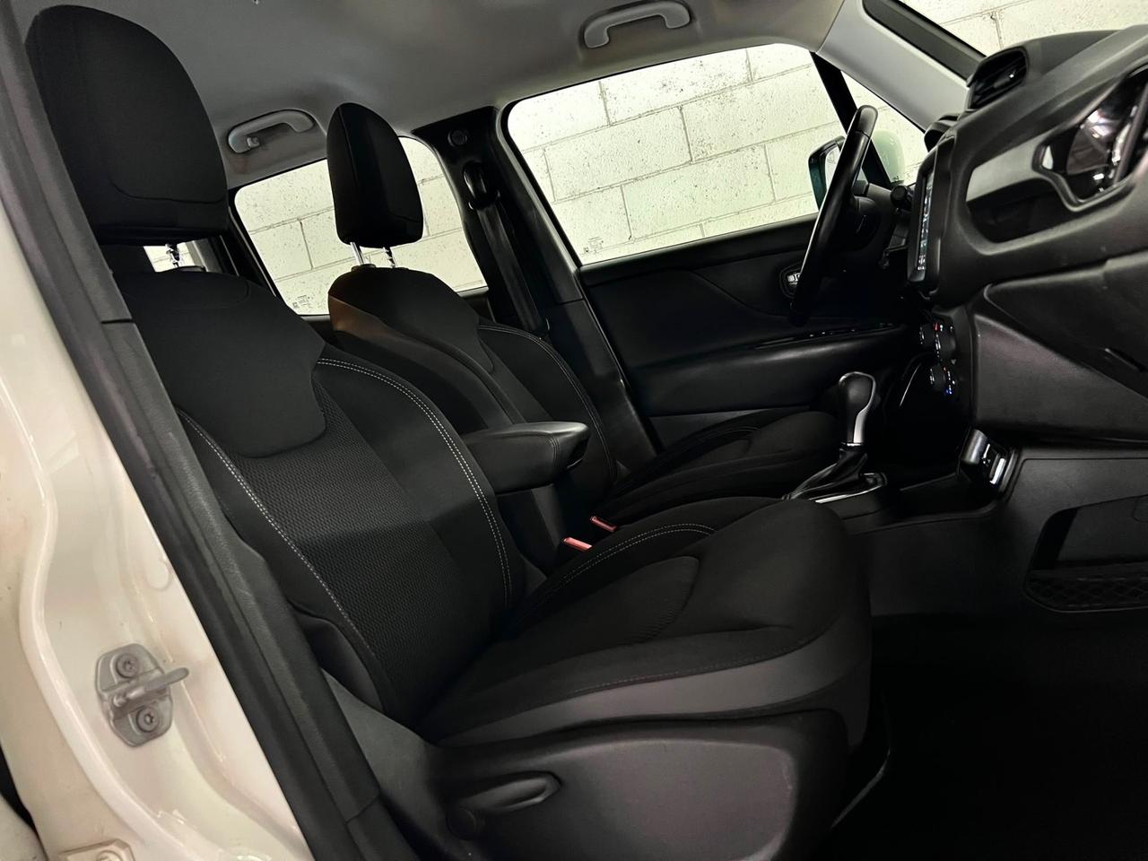 Jeep Renegade 1.3 T4 DDCT Longitude