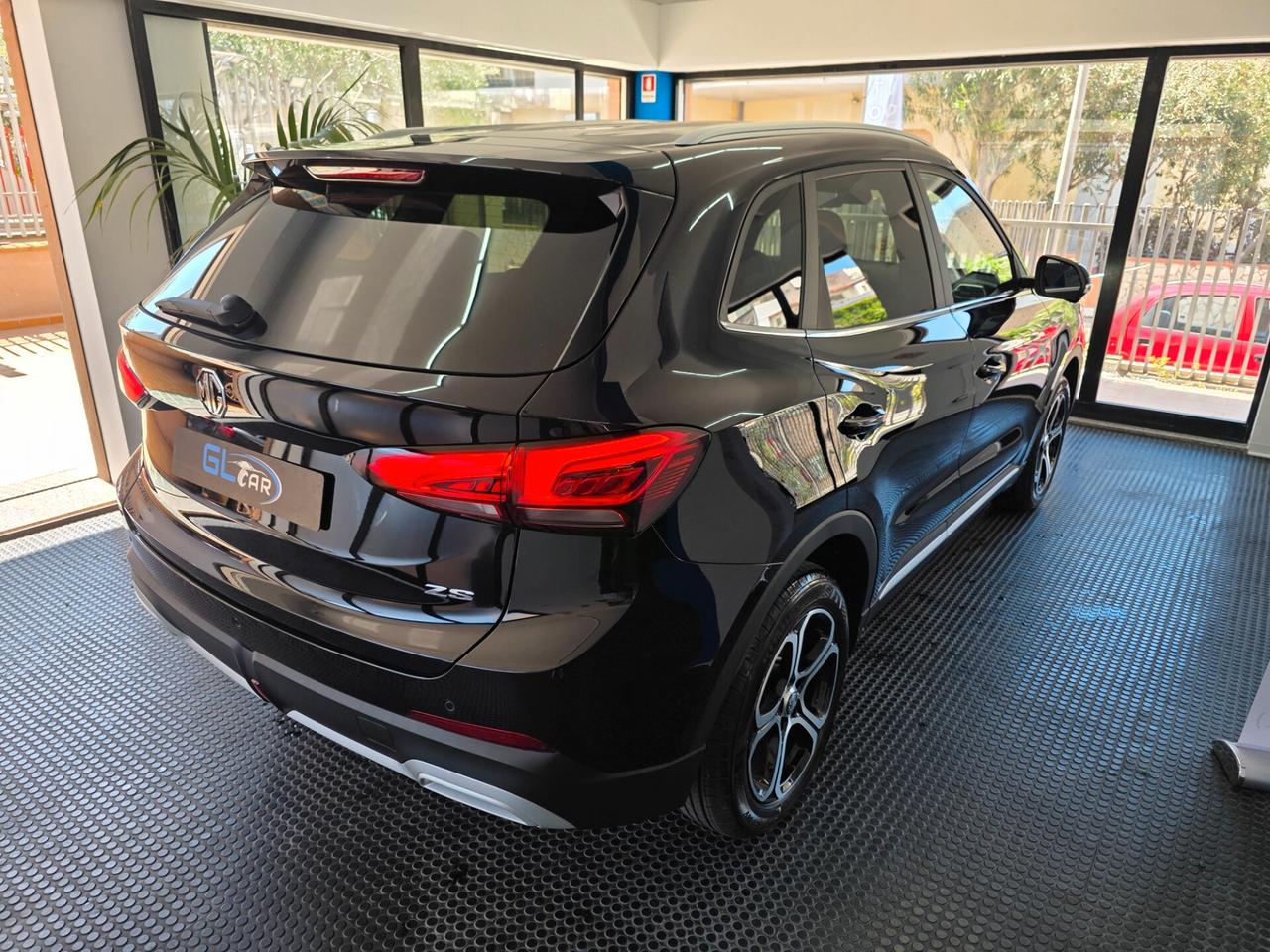 NUOVA Mg ZS 1.5 Comfort
