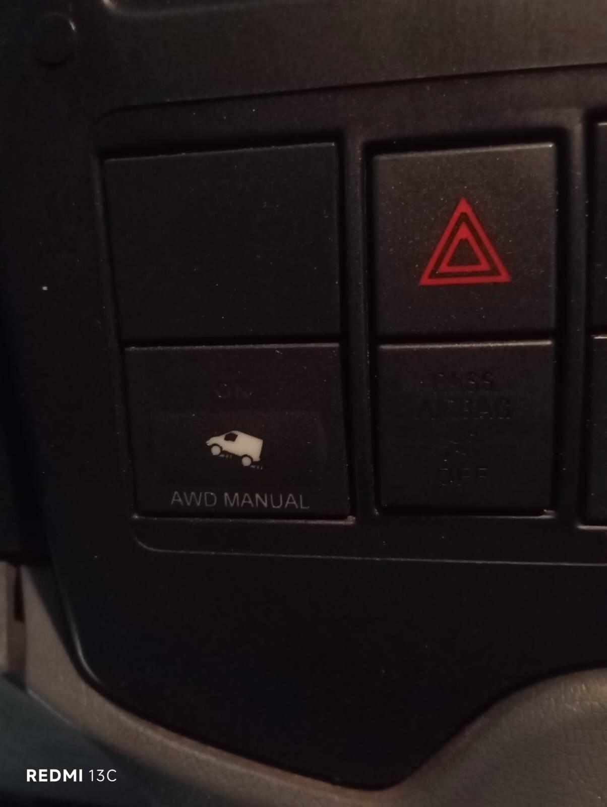 FORD TRANSIT RIBALTABILE TRILATERALE 4X4 DEL 2010