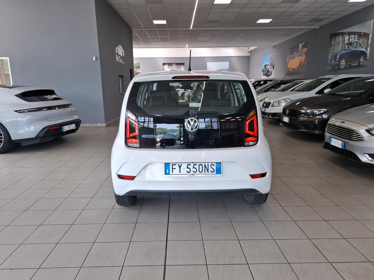 Volkswagen up! Benz/Metano Manuale