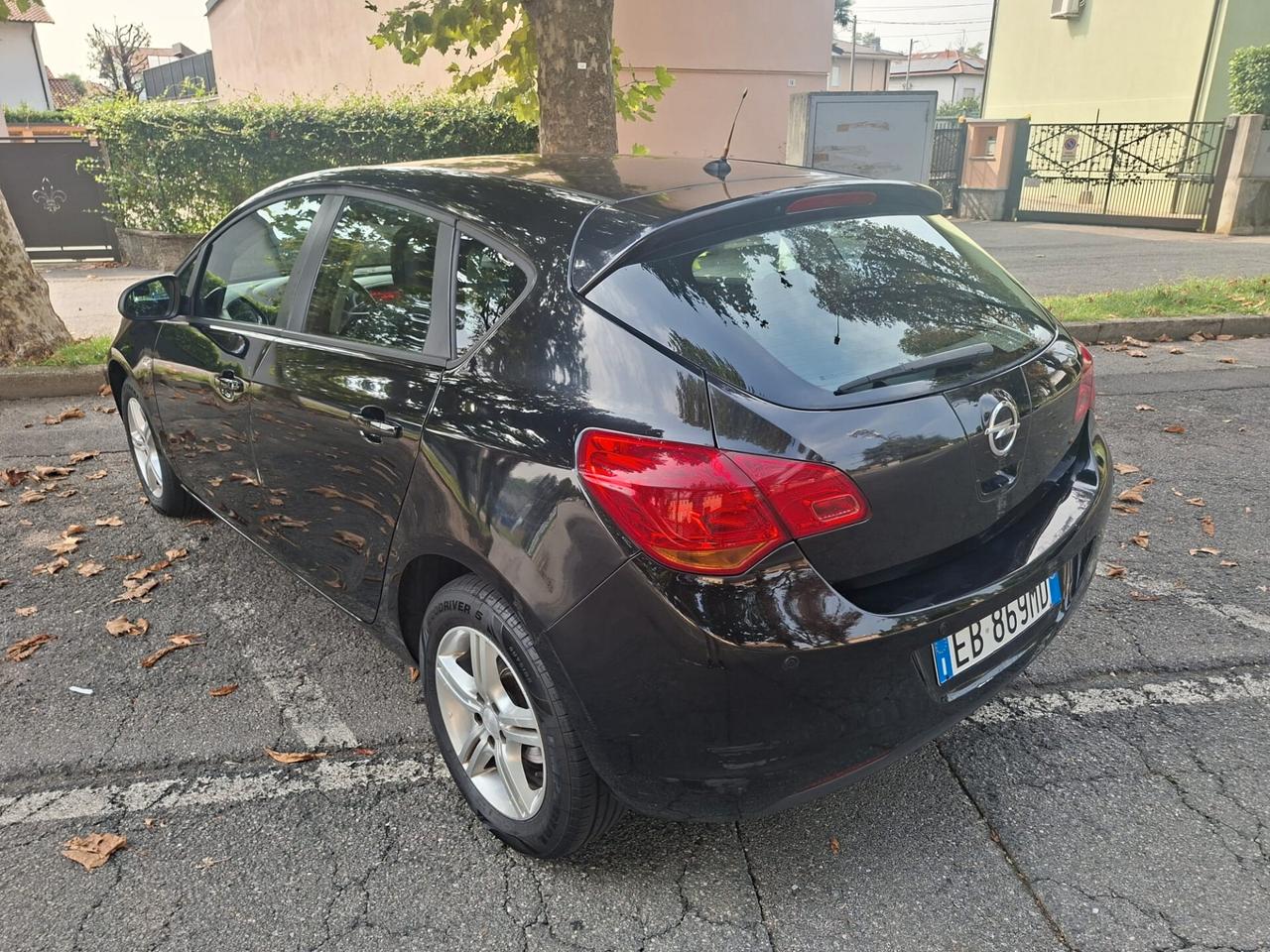 Opel Astra 1.3 Multijet cosmo 2010
