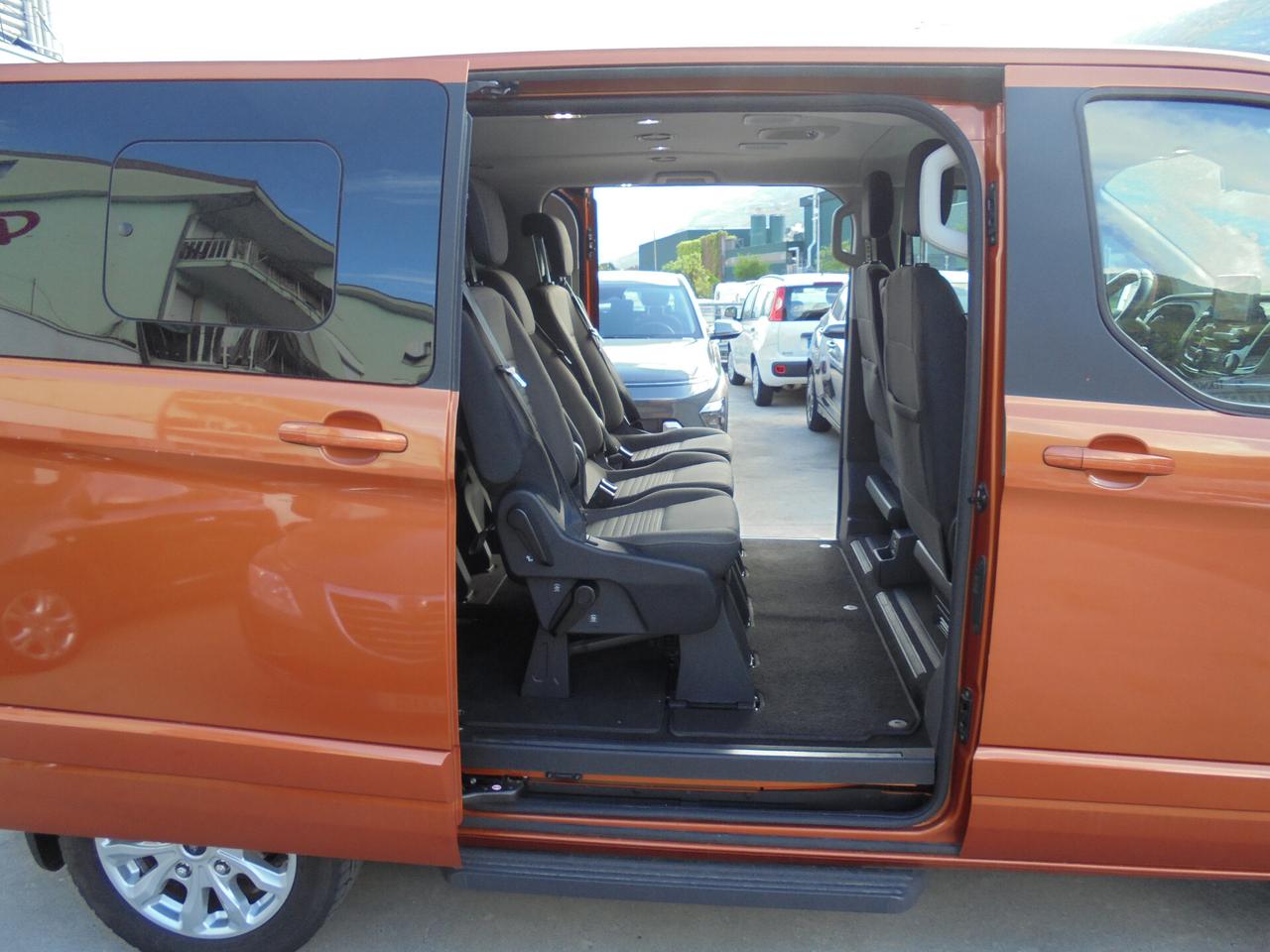 Ford Tourneo Custom 320 2.0 TDCi 130CV MHEV PC Titanium