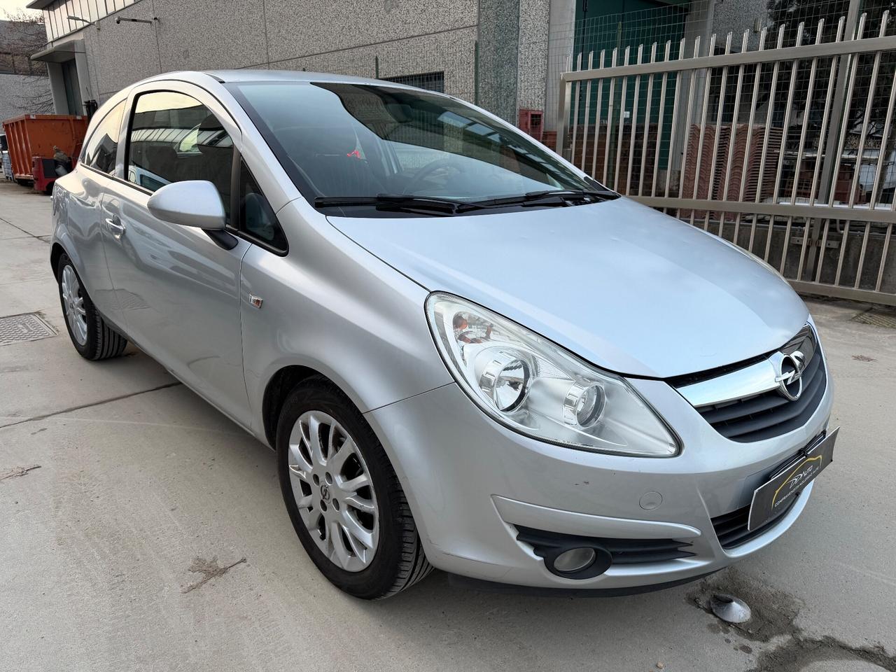 Opel Corsa 1.2 80CV 3 porte GPL-TECH Enjoy