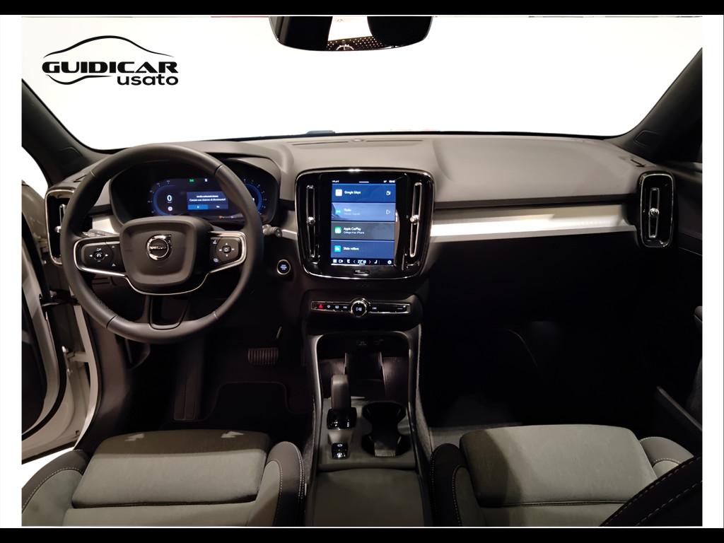 VOLVO XC40 2023 - XC40 2.0 b3 Core auto
