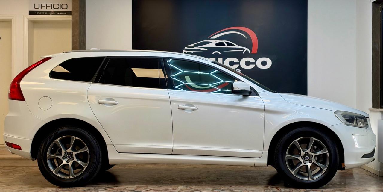 Volvo XC 60 Versione unica