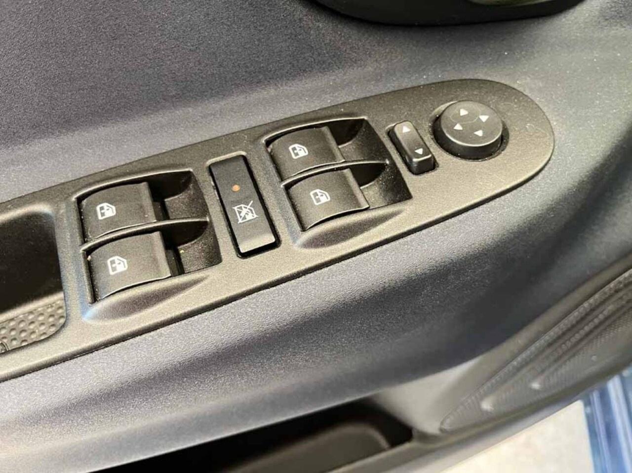 LANCIA Ypsilon III - Ypsilon 1.0 firefly hybrid Gold Plus s&s 70cv