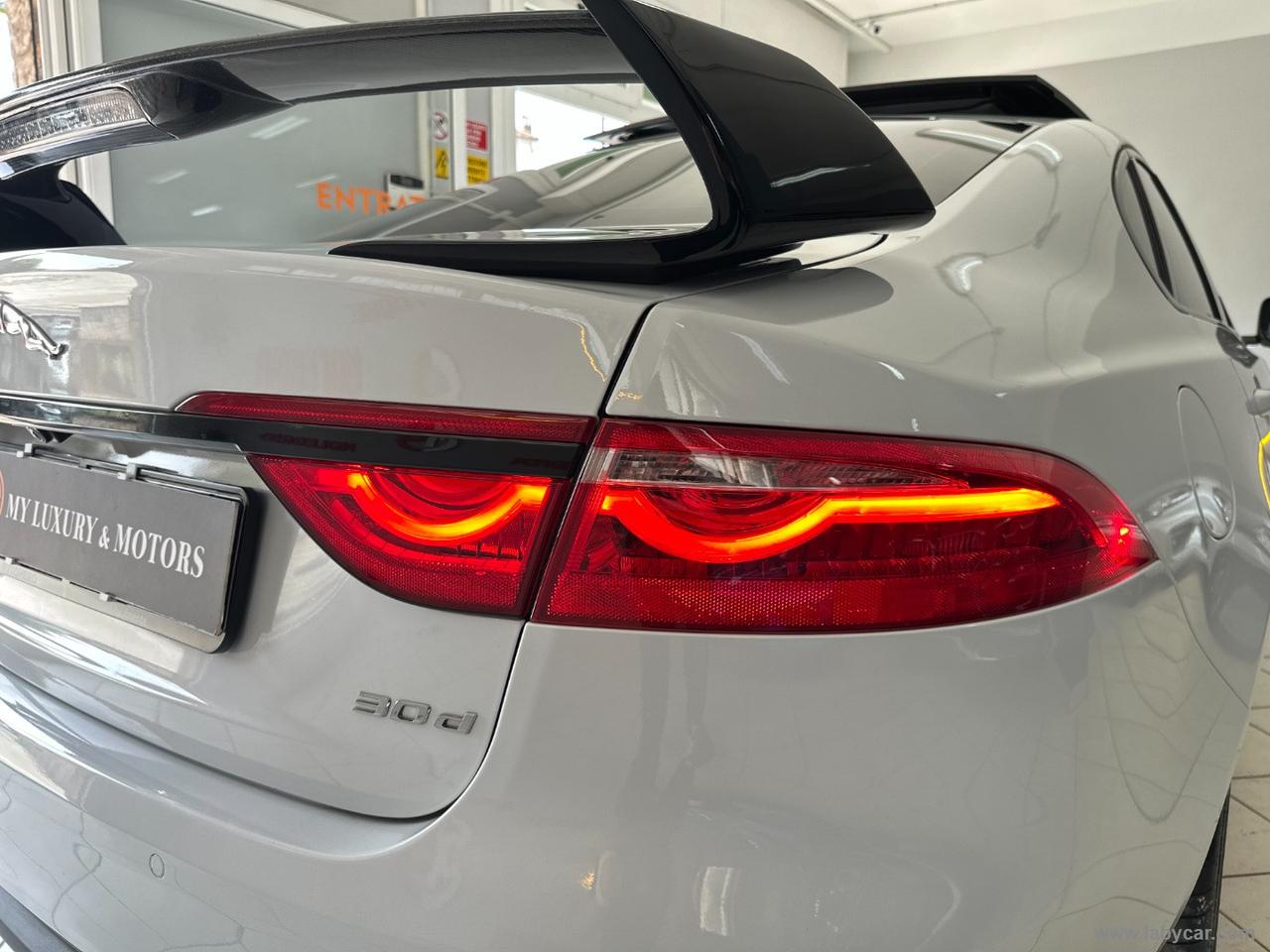 JAGUAR XF 3.0 D V6 300 CV aut. Prestige