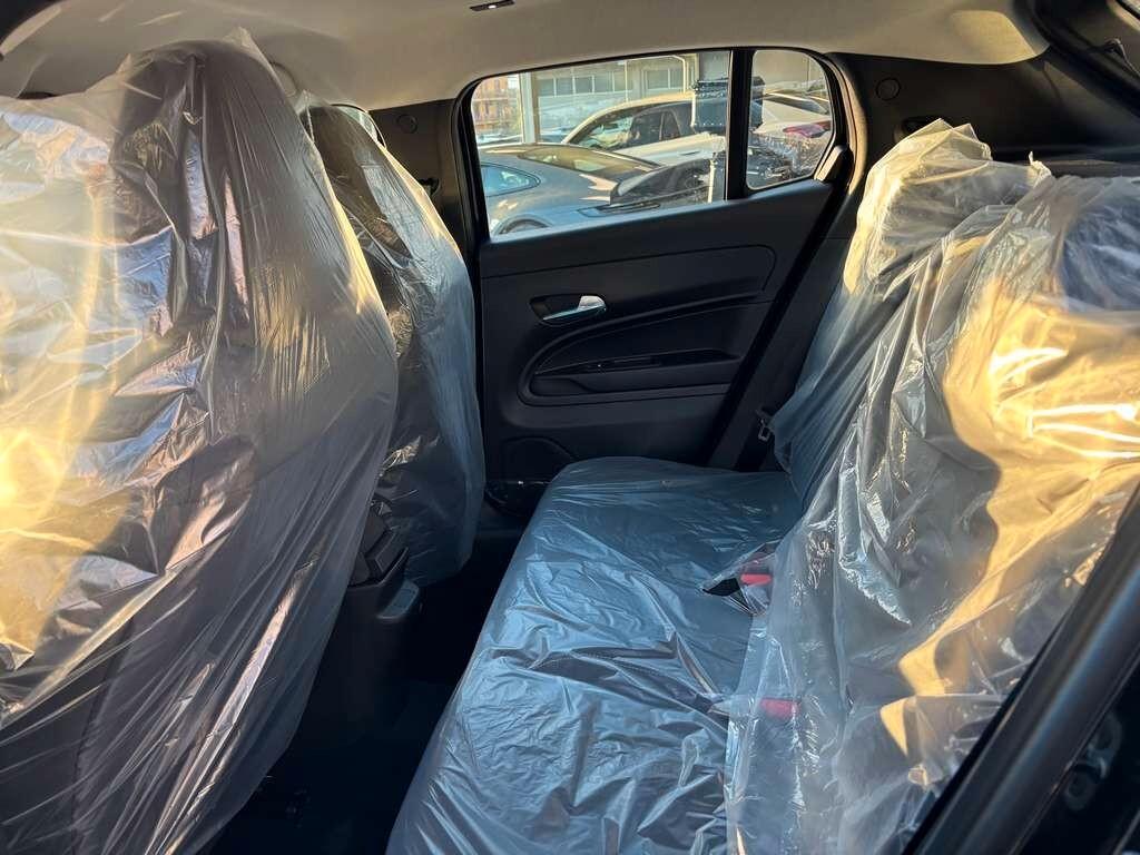 Fiat 600 Hybrid 110 CV DCT MHEV Icon 2025 KM 0 IVA ESPOSTA Tua a soli 209 Euro al mese