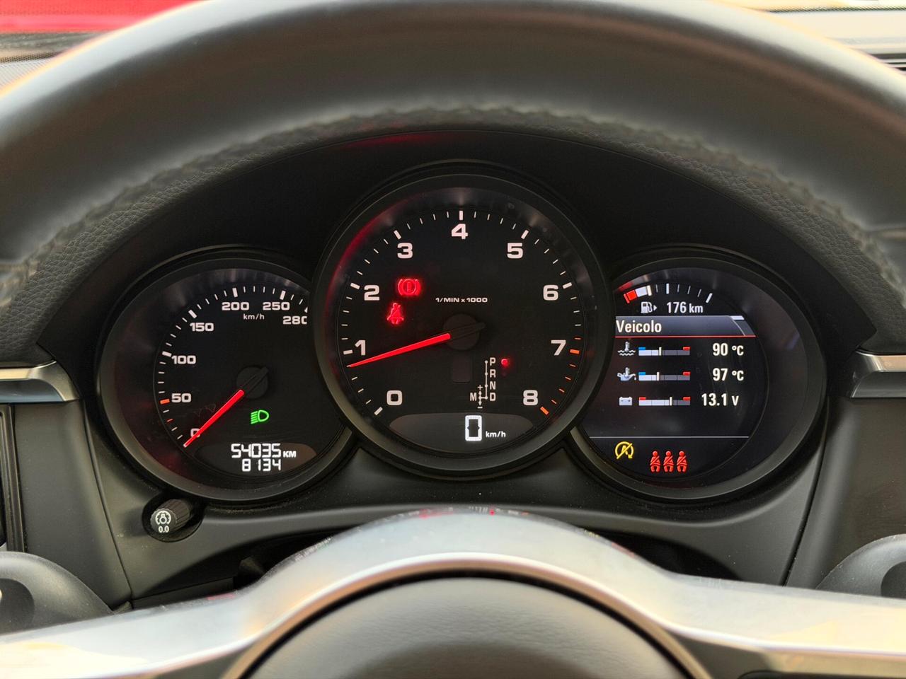 Porsche Macan 2.0 245CV