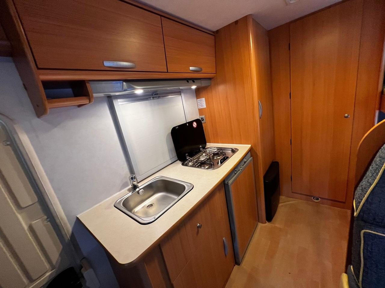 Camper ford transit katamarano