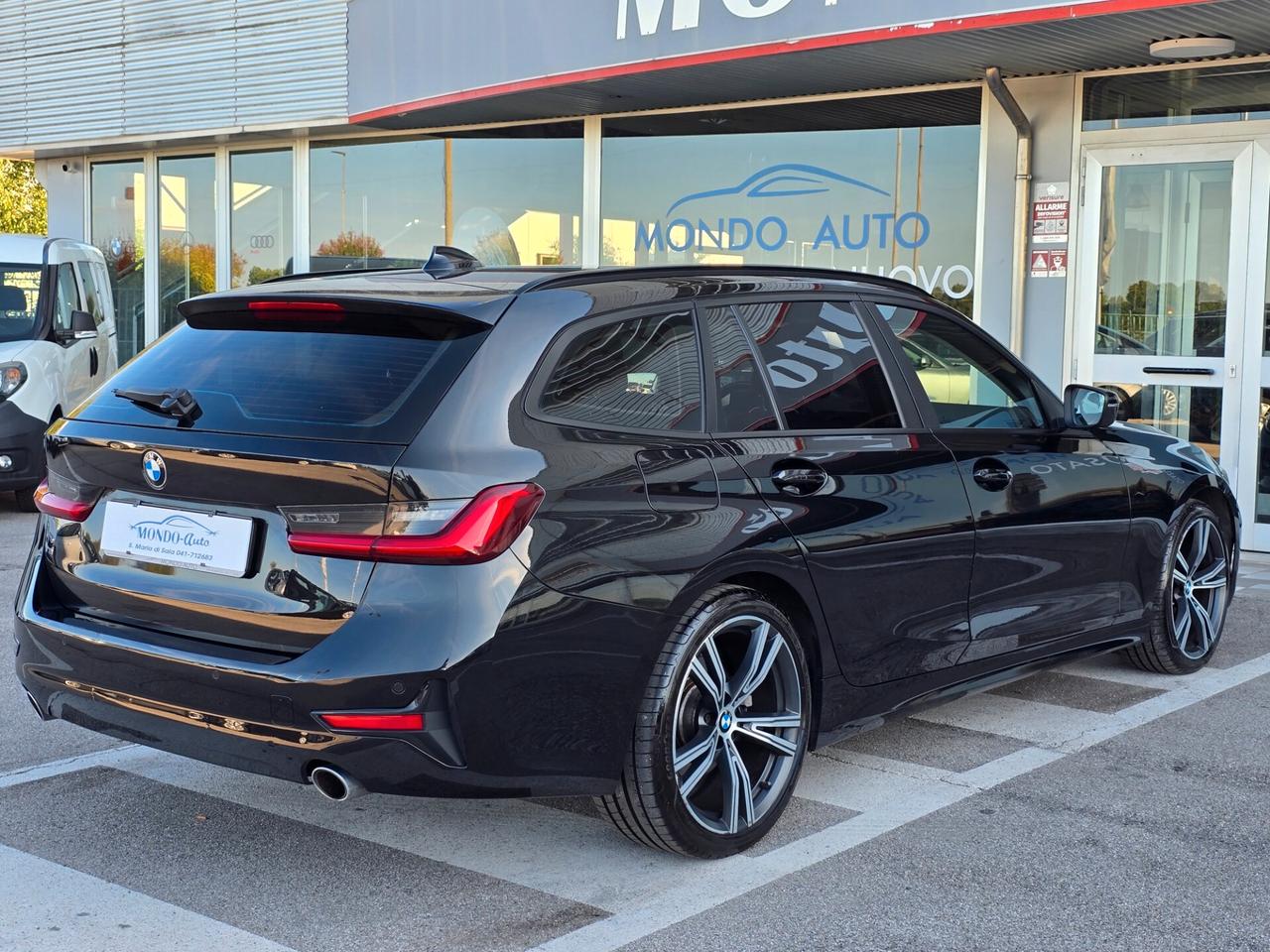 Bmw 318d Touring Bus. Advantage aut. 150cv