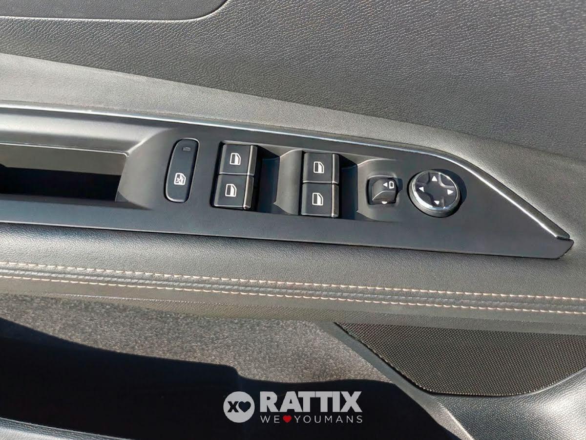 Peugeot 3008 1.6 Hybrid4 300CV GT Pack e-EAT8