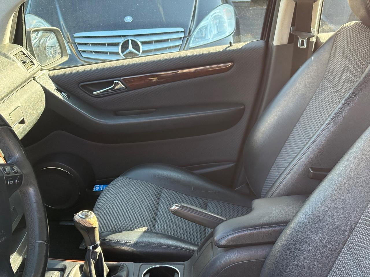 Mercedes-benz A 170 BlueEFFICIENCY Avantgarde