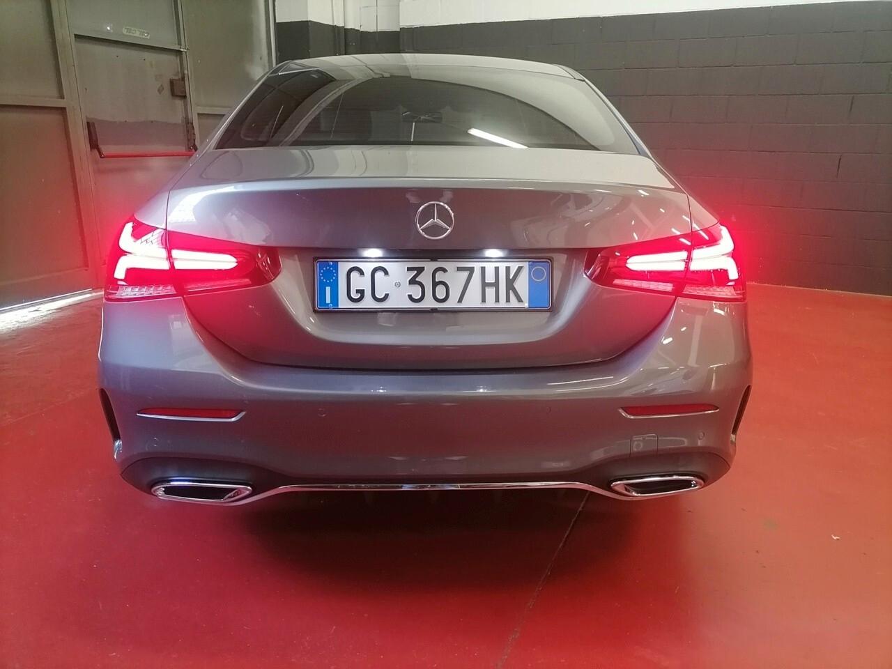 Mercedes-benz A 180 d Automatic Premium Allestimento AMG