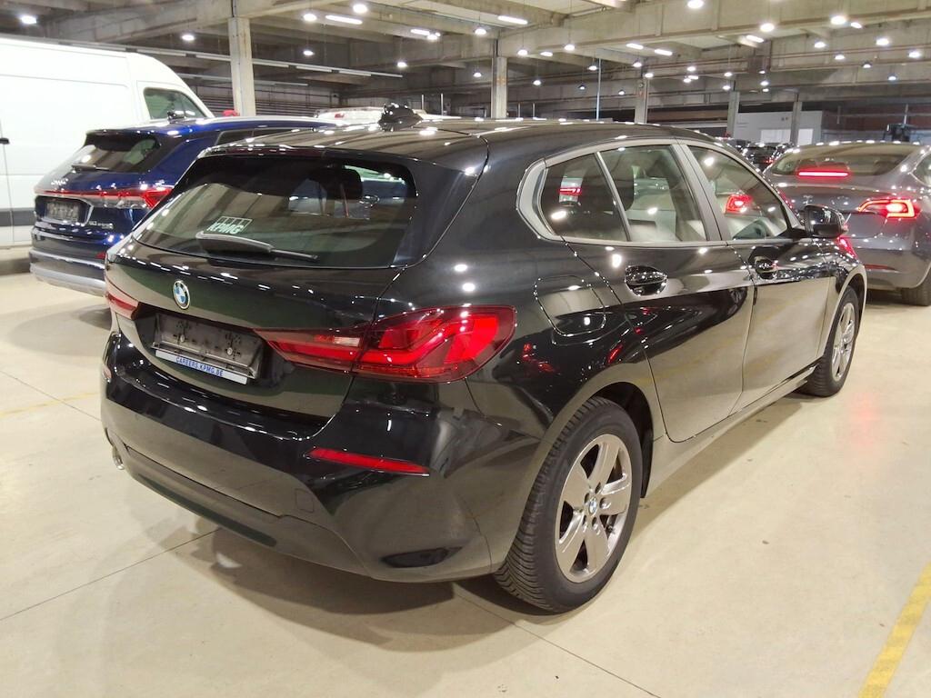 BMW 116D 115CV 6M. BUSINESS ADVANTAGE ( FARI LED - BMW DIGITAL COCKPIT - CRUISE - NAVI - MIRROR - PDC )