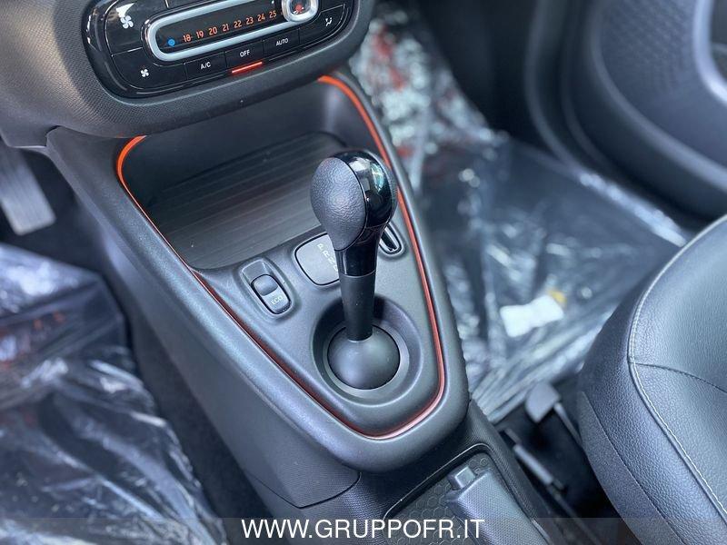 smart fortwo EQ Passion