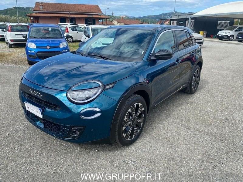 FIAT 600 Hybrid 110 CV DCT MHEV La Prima