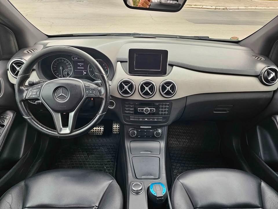 MERCEDES B180 CDI 109CV PREMIUM MOTORE RUMOROSO