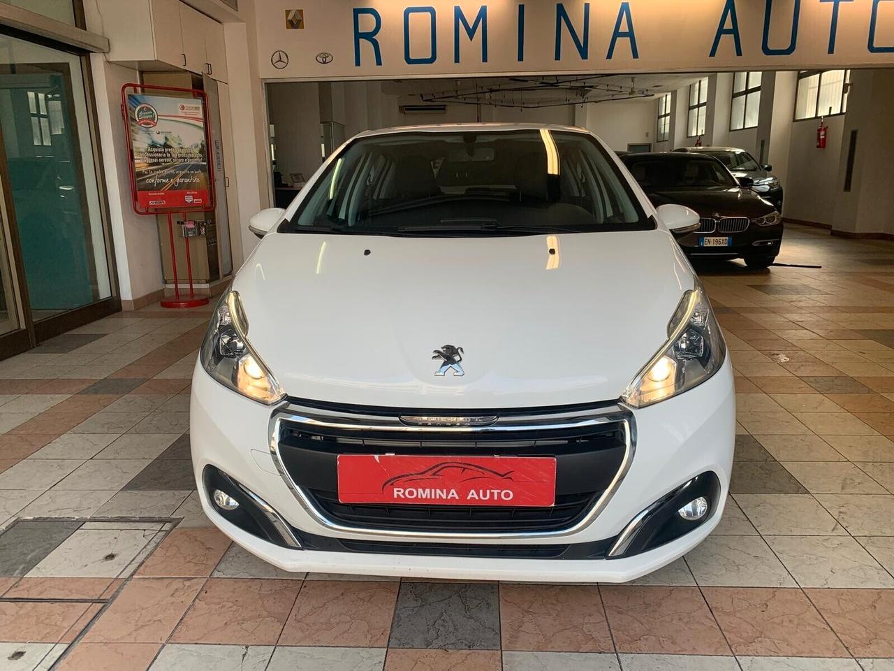 Peugeot 208 PureTech 82 5 porte Allure