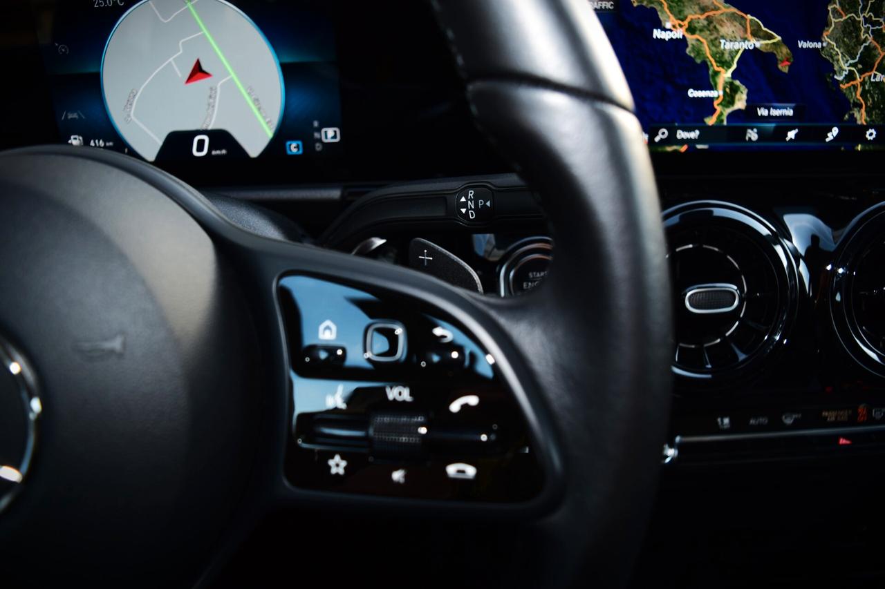 Mercedes-Benz GLA 200 d 150 cv Automatica Business Extra
