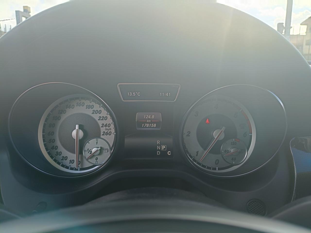 Mercedes-benz CLA 200 d S.W. Automatic Premium