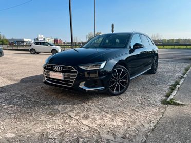 Audi A4 Avant 30 TDI/136 CV S tronic Business Advanced