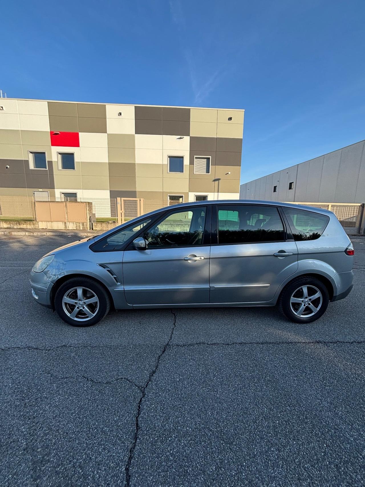 Ford S-Max 2.0 145CV Titanium