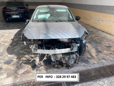 Peugeot 208 1.2cc benzina(PRIVATO)-2024