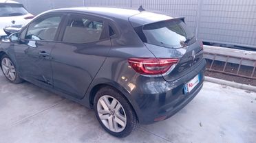 Renault Clio Full Hybrid E-Tech 140 CV 5 porte Intens SINISTRATA