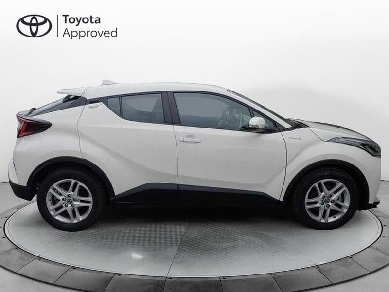 Toyota C-HR 1.8h Active E-CVT