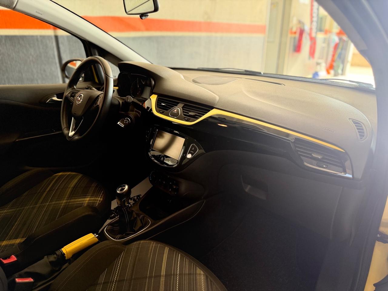 Opel Corsa 1.3 CDTI ecoFLEX Start&Stop Coupé b-Color