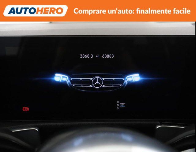 MERCEDES-BENZ GLB 200 d Automatic Premium