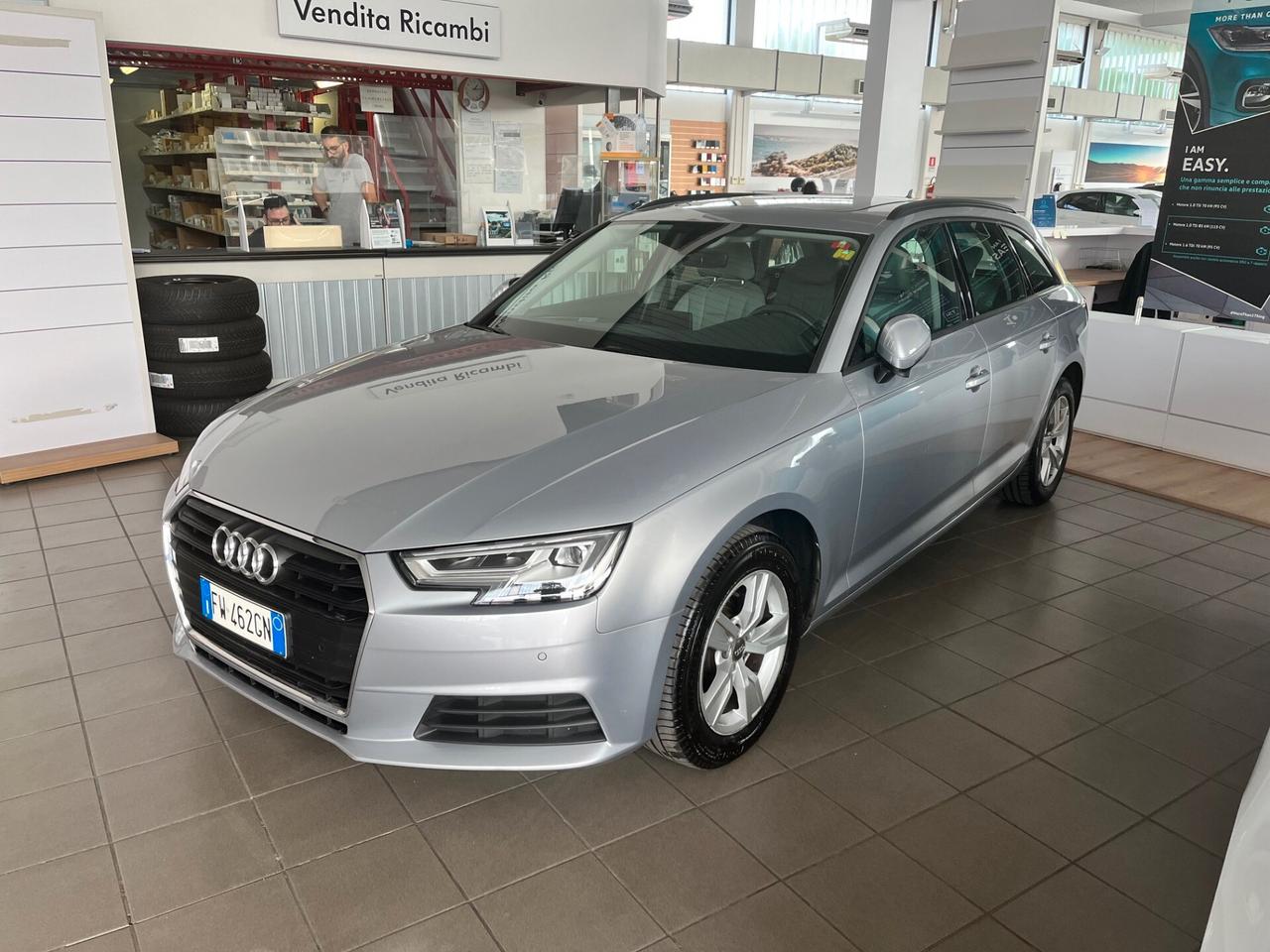 Audi A4 Avant 30 TDI S tronic