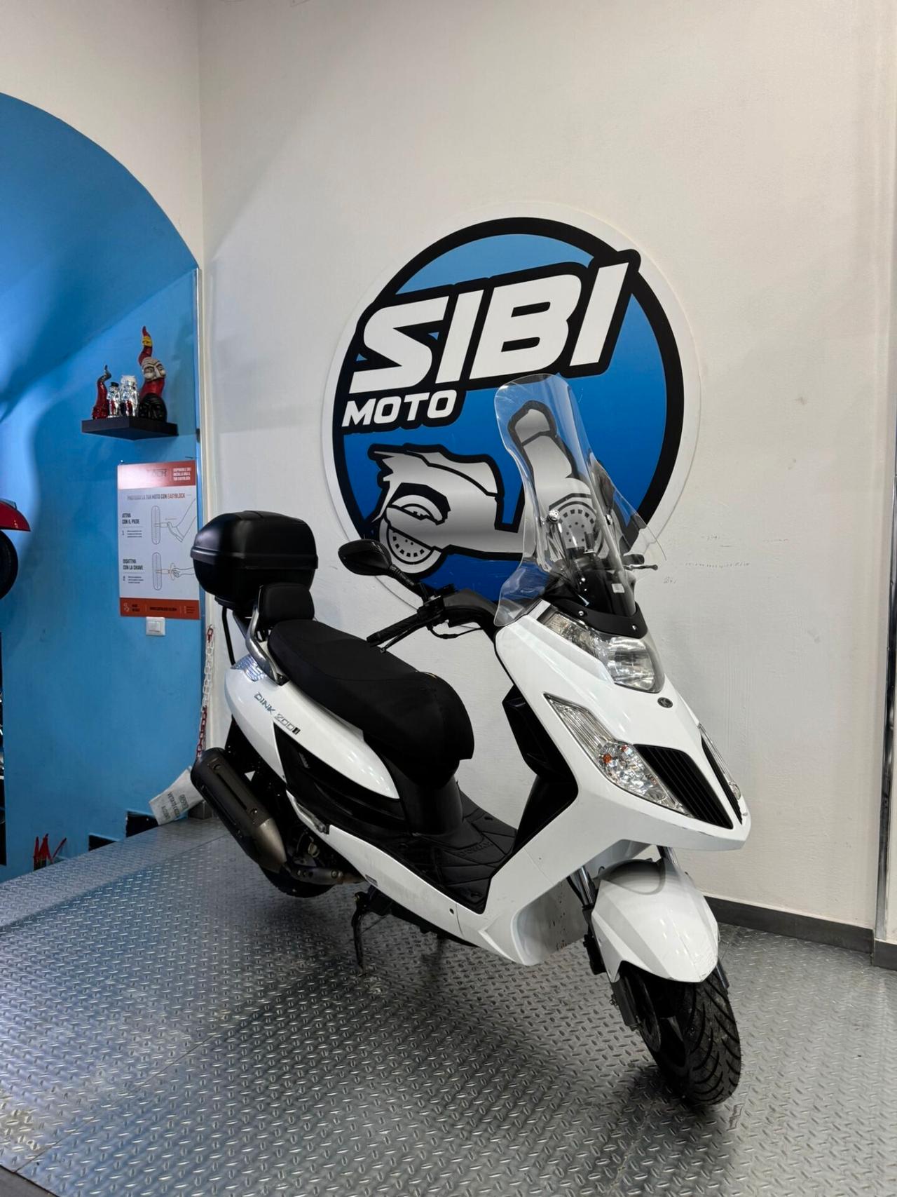 Kymco Grand Dink 250