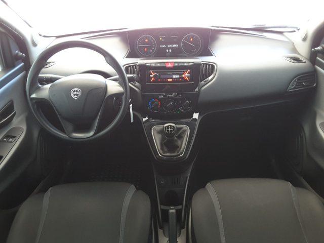 LANCIA Ypsilon 1.2 69cv 5 porte Silver *solo 52.800 Km*