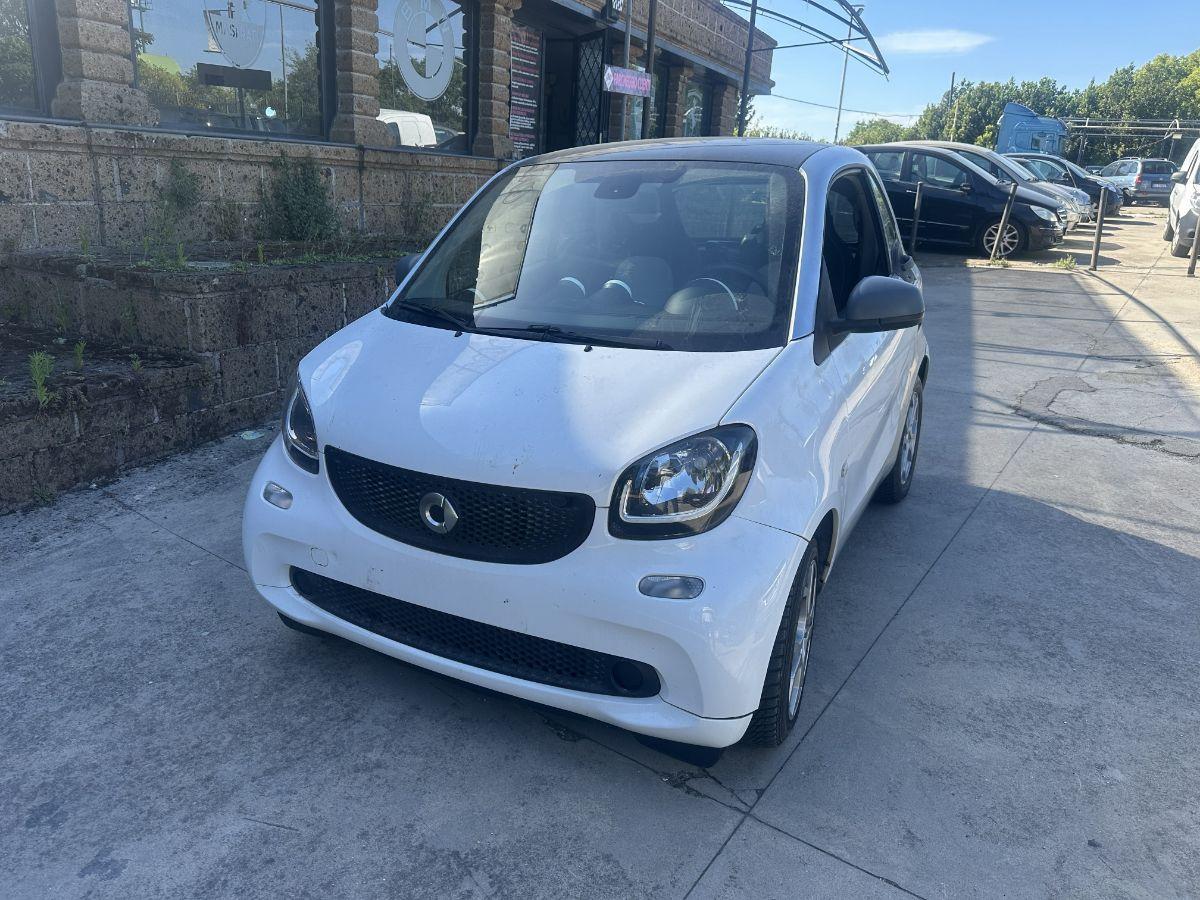 SMART - Fortwo - 1000 52 kW coupÃ© passion NEOPATENTATI