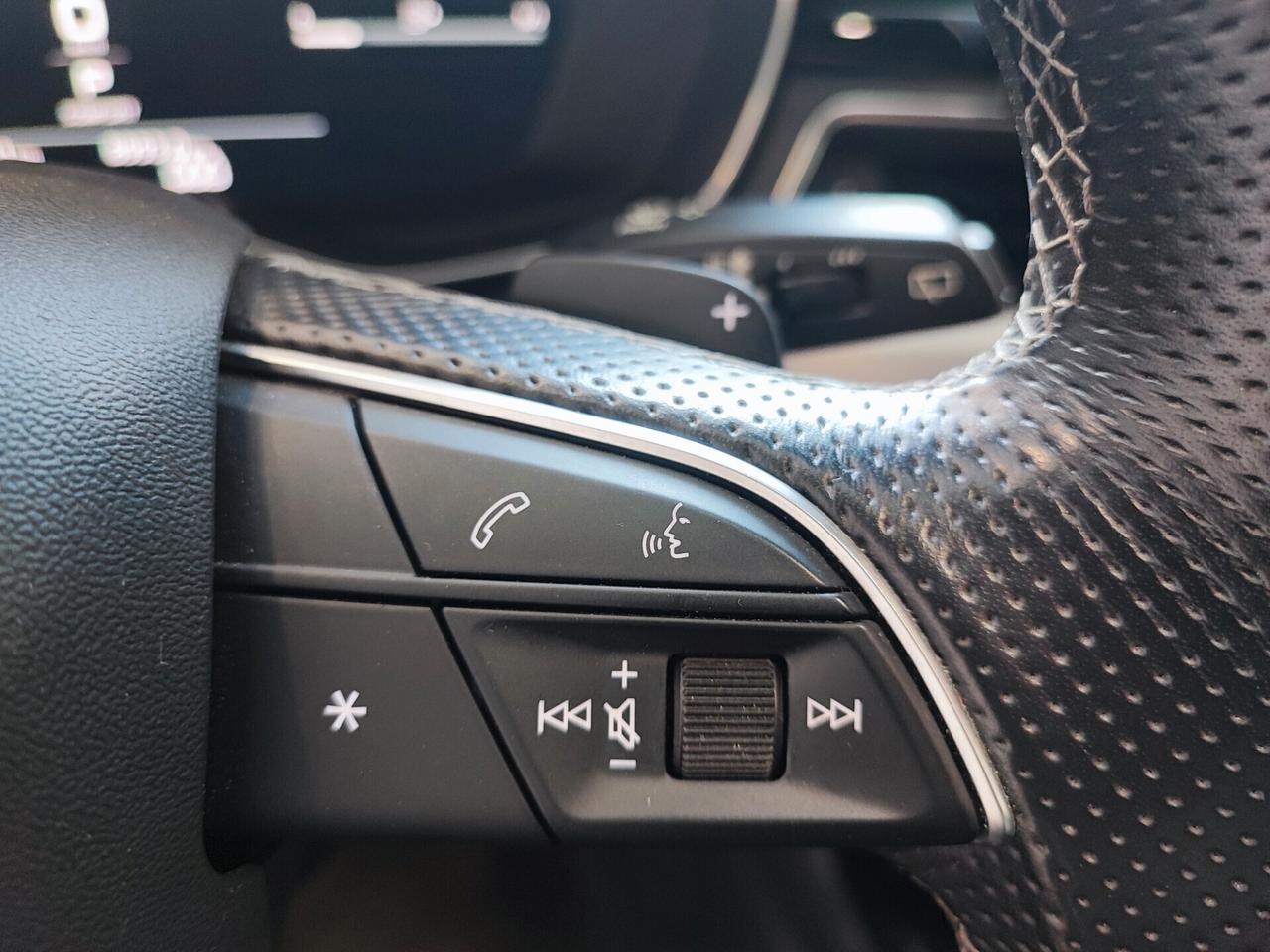 Audi A4 35 TDI S tronic line edition