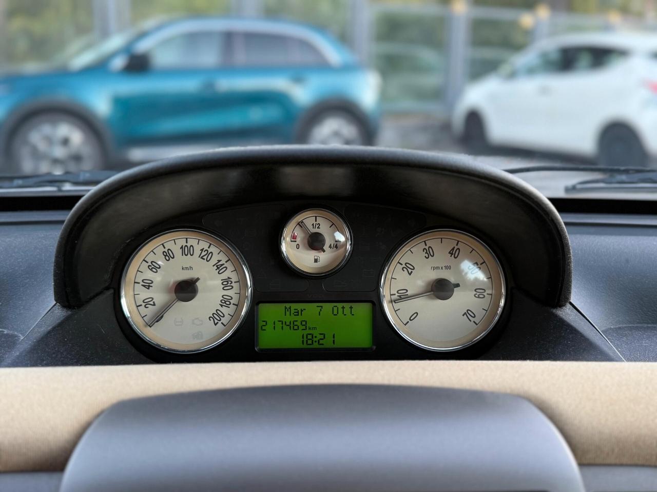 Lancia Ypsilon 1.3 Multijet 16V Platino