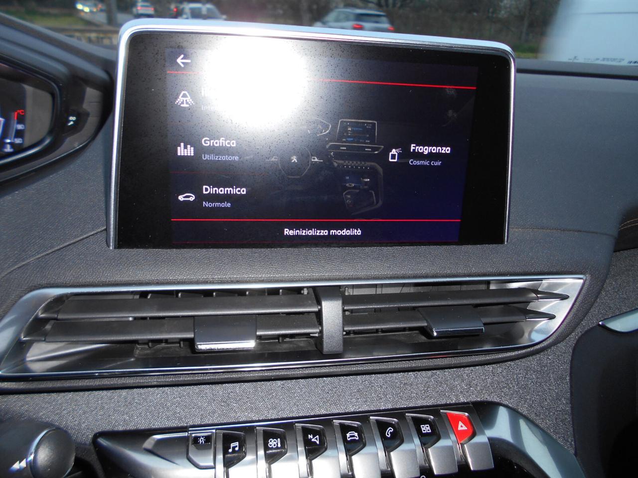 Peugeot 3008 BlueHDi 130 S&S EAT8 GT Line