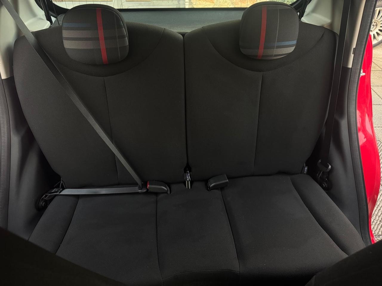 Peugeot 108 VTi 69 5 porte Allure TOP!