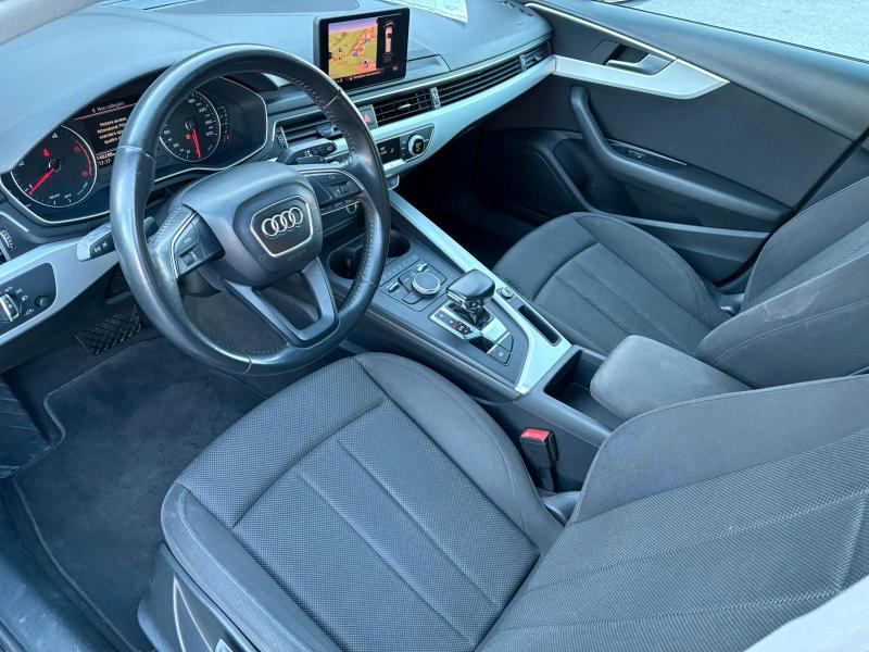 Audi A4 Avant 35 2.0 tdi 150cv s-tronic