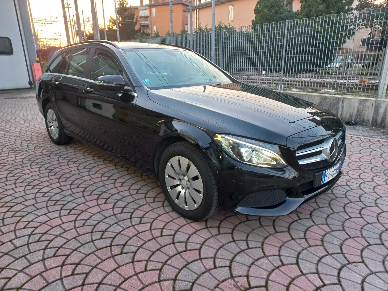 Mercedes-benz C 180 C 180 d S.W. Executive