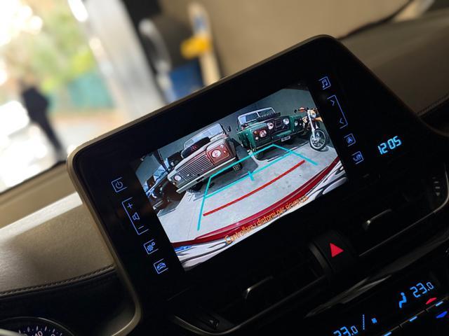 TOYOTA C-HR 1.8 Hybrid E-CVT Trend