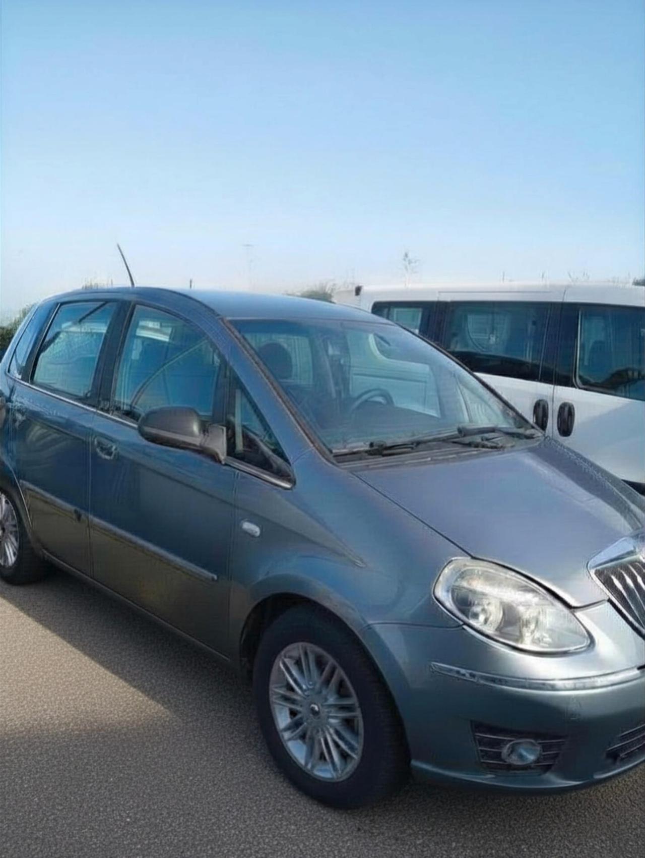 Lancia MUSA 1.3 Mjt 95 CV 5th Avenue