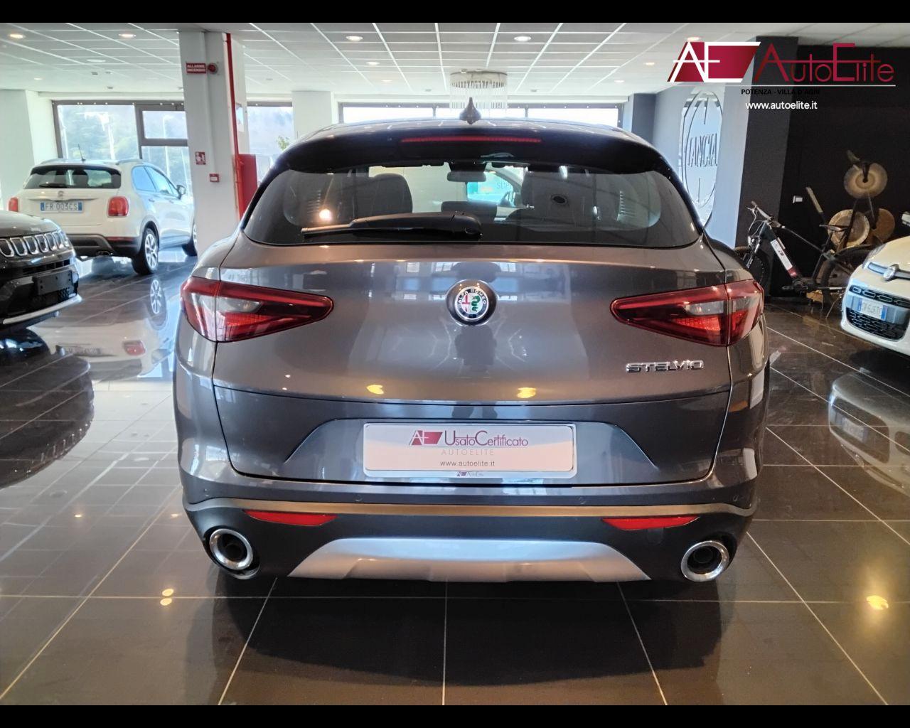 ALFA ROMEO Stelvio 2.2 Turbodiesel 160 CV AT8 RWD Business