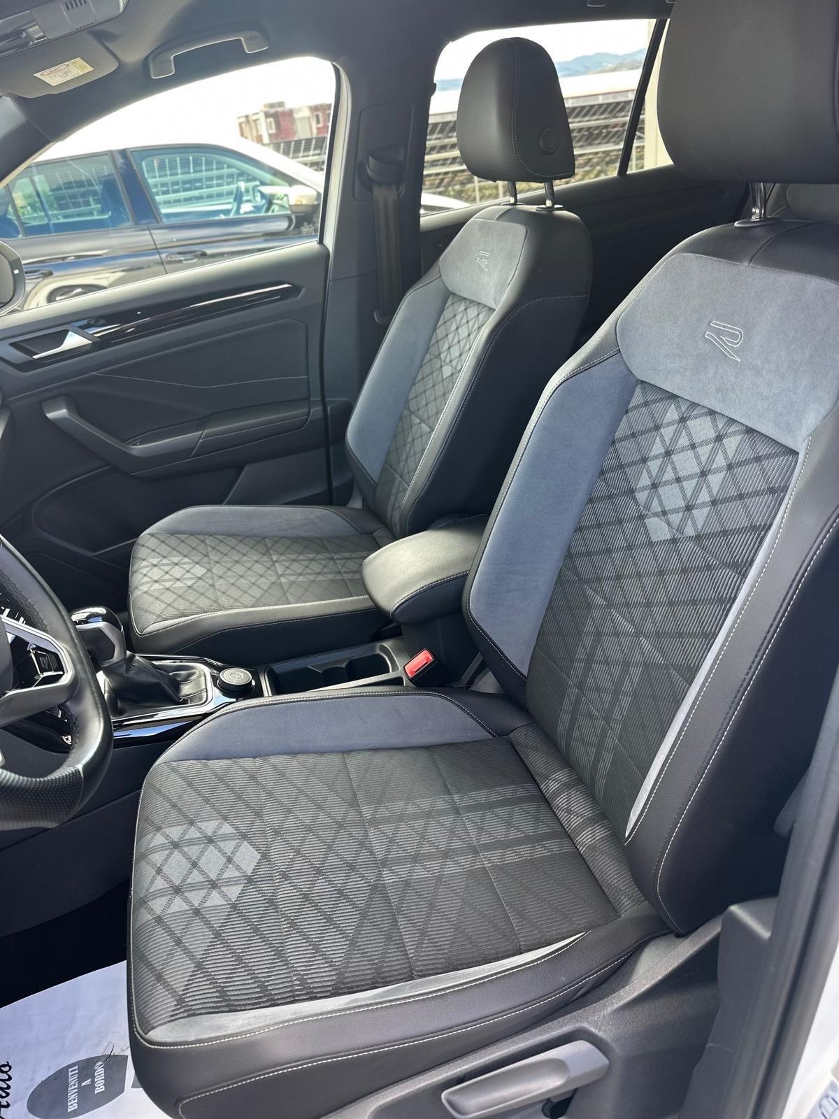 Volkswagen T-Roc 2.0 TDI SCR 150 CV DSG 4MOTION R-Line