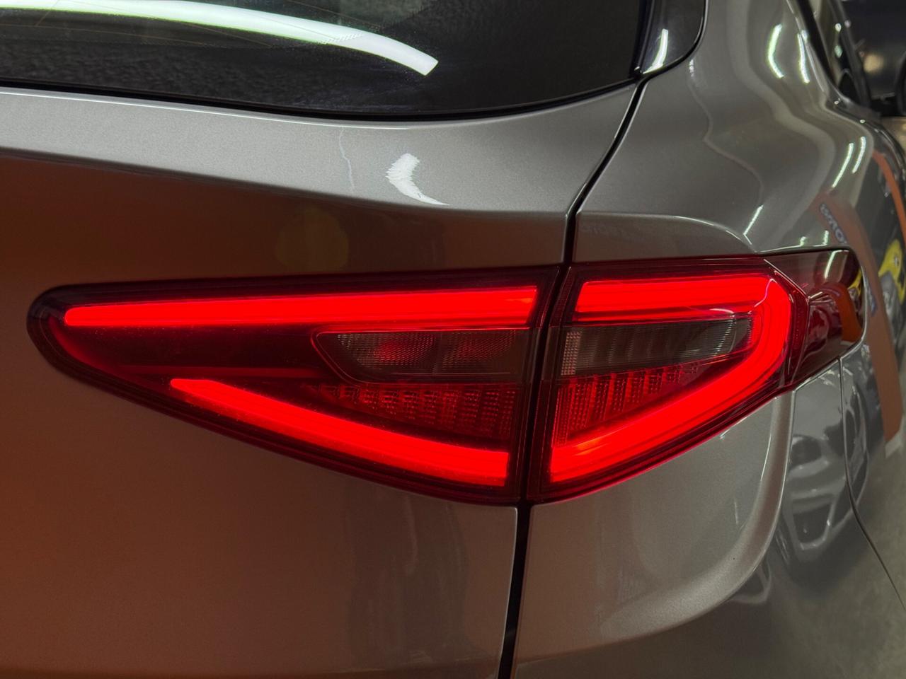 Alfa Romeo Stelvio 2.2 Turbodiesel 160 CV AT8 RWD Business