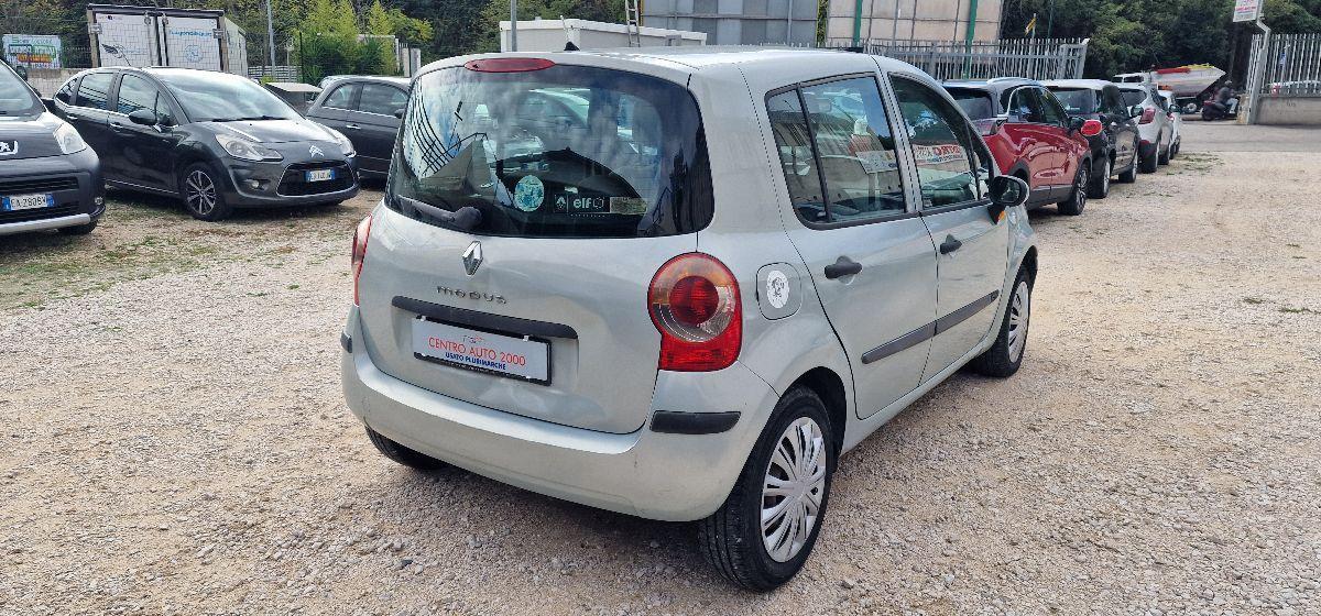 RENAULT Modus 1.2 16V Dynamique
