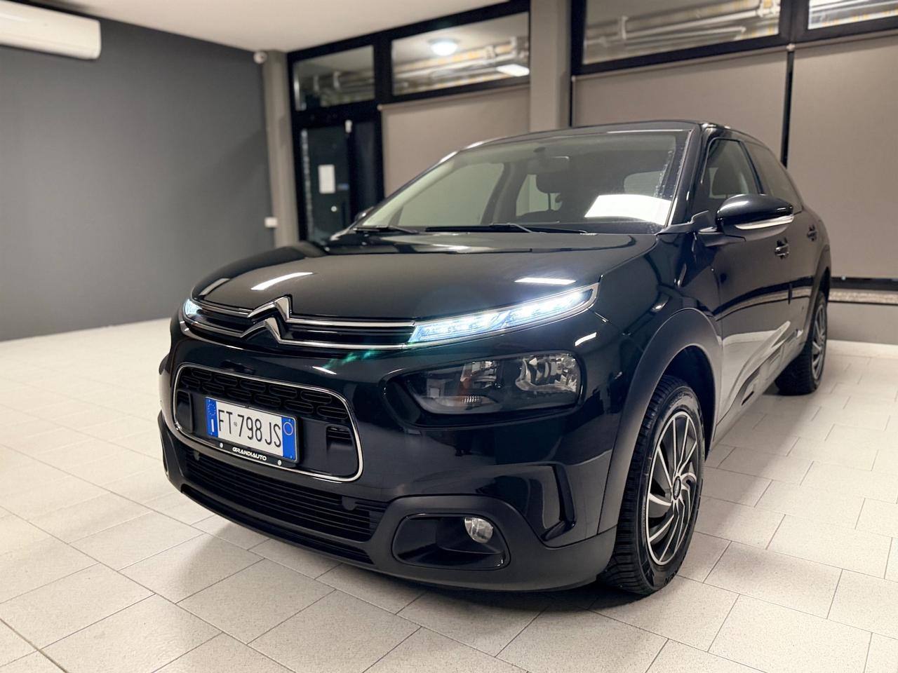 Citroen C4 Cactus BlueHDi 100 S&S Shine NEOPATENTATI