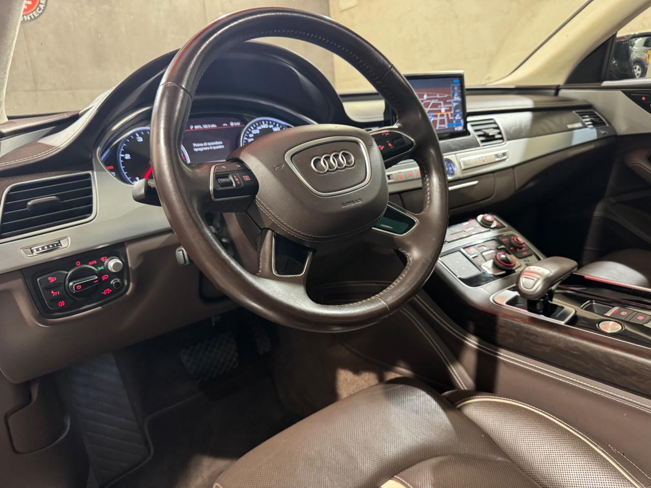 Audi A8 3.0 TDI 262 CV ultra quattro tiptronic
